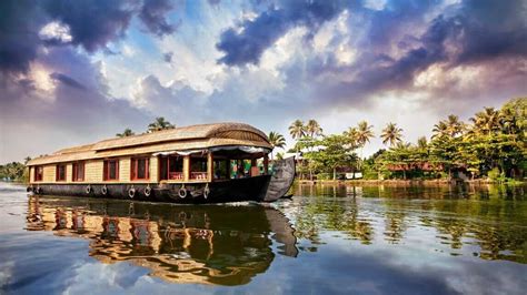 kerala is famous for.